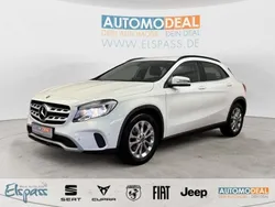 Unilack (weiss Gebraucht 2018 Mercedes GLA180 Style SUV | 18.949 € (Fairer Preis)