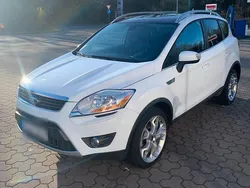 Weiß Gebraucht 2010 Ford Kuga Titanium SUV | 5.200 € (Guter Preis)