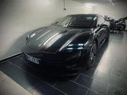 Porsche Taycan 4S