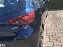 Blau Gebraucht 2024 Mazda 2 Center-Line Limousine | 18.800 € (Fairer Preis)