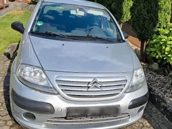 Silber Gebraucht 2003 Citroën C3 Kleinwagen | 1.000 € (Guter Preis)