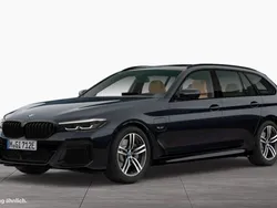Schwarz Gebraucht 2023 BMW 530e M Sport Kombi | 42.906 € (Fairer Preis)