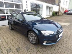 Blau Gebraucht 2018 Audi A3 Sport Limousine | 13.900 € (Guter Preis)