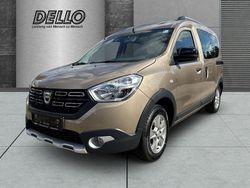 Beige Gebraucht 2018 Dacia Dokker Celebration Van | 13.950 € (Fairer Preis)