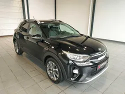 Schwarz Gebraucht 2021 Kia Stonic Vision SUV | 13.590 € (Fairer Preis)