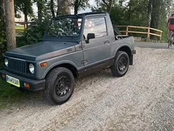 Grau Gebraucht 1988 Suzuki Samurai SUV | 4.600 €