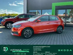 Velvet rot metallic Gebraucht 2024 Skoda Fabia Tour Limousine | 17.870 € (Etwas zu teuer)