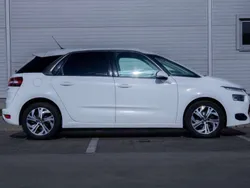 Weiß Gebraucht 2015 Citroën C4 Picasso Seduction Van / Kleinbus | 7.000 € (Guter Preis)
