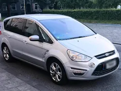 Silber Gebraucht 2011 Ford S-MAX S Van / Kleinbus | 8.000 € (Fairer Preis)