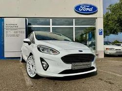Frostweiß Gebraucht 2018 Ford Fiesta Titanium Kleinwagen | 11.990 € (Teuer)