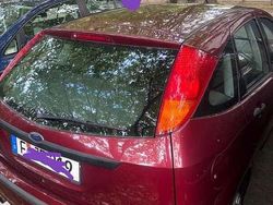 Rot Gebraucht 2004 Ford Focus Limousine | 1.200 € (Guter Preis)