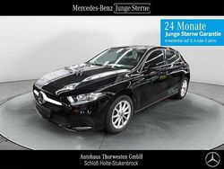 Unilack nachtschwarz Gebraucht 2022 Mercedes A250 Limousine | 23.880 € (Fairer Preis)