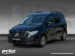 Loparitschwarz metallic Gebraucht 2024 Mercedes T160 Style Van / Kleinbus | 22.990 € (Etwas zu teuer)