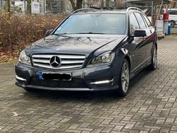 Schwarz Gebraucht 2011 Mercedes C250 Avantgarde Kombi | 9.749 € (Fairer Preis)