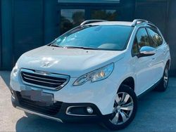Weiß Gebraucht 2016 Peugeot 2008 Active SUV | 9.999 € (Fairer Preis)