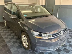 Grau Gebraucht 2019 VW Touran Trendline Van / Kleinbus | 17.990 € (Superpreis)