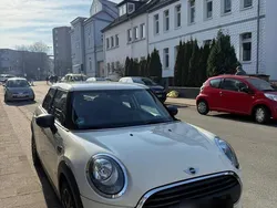 Weiß Gebraucht 2015 Mini ONE Kleinwagen | 7.999 €