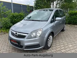 Silber Gebraucht 2005 Opel Zafira Edition Van / Kleinbus | 2.480 € (Fairer Preis)