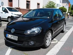 Schwarz Gebraucht 2010 VW Golf VI Highline Limousine | 4.480 € (Fairer Preis)