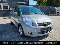 Medium silver metallic Gebraucht 2006 Toyota Yaris Executive Kleinwagen | 5.990 € (Etwas zu teuer)