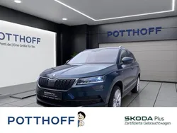 Blau Gebraucht 2021 Skoda Karoq Drive SUV | 24.977 € (Guter Preis)