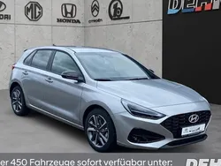 Silber Neu 2025 Hyundai i30 Advantage Limousine | 27.970 € (Fairer Preis)