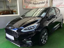 Agate black (metallic) Gebraucht 2020 Ford Fiesta ST-Line Kleinwagen | 15.950 € (Fairer Preis)