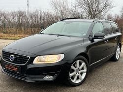 Schwarz Gebraucht 2015 Volvo V70 Linje Svart Kombi | 10.990 € (Fairer Preis)
