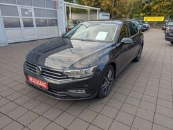 Grau Gebraucht 2020 VW Passat Limousine | 17.950 € (Guter Preis)