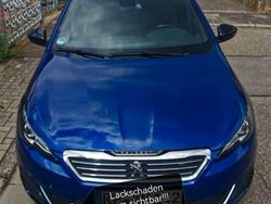 Blau Gebraucht 2017 Peugeot 308 GT Kombi | 10.000 € (Superpreis)