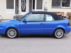 Blau Gebraucht 1998 VW Golf Cabriolet Conceptline Cabrio | 5.990 € (Teuer)