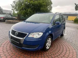 Indienblau Gebraucht 2009 VW Touran Van / Kleinbus | 2.750 € (Superpreis)