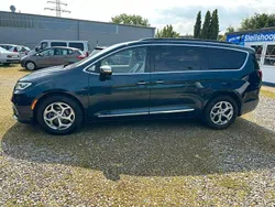 Blau Gebraucht 2022 Chrysler Pacifica Limited SUV | 43.999 €