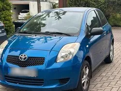 Blau Gebraucht 2007 Toyota Yaris Kleinwagen | 2.000 € (Guter Preis)