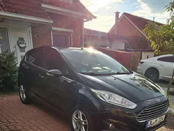 Schwarz Gebraucht 2014 Ford Fiesta Titanium Kleinwagen | 5.499 € (Fairer Preis)