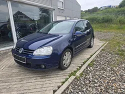 Blau Gebraucht 2006 VW Golf V Kleinwagen | 1.290 €