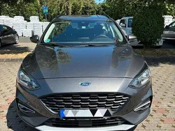 Grau Gebraucht 2019 Ford Focus Active Kombi | 9.999 € (Guter Preis)