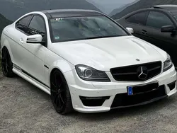 Weiß Gebraucht 2012 Mercedes C63 AMG AMG Coupé | 44.444 € (Fairer Preis)