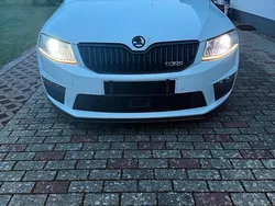 Weiß Gebraucht 2016 Skoda Octavia Sport Kombi | 12.900 € (Guter Preis)