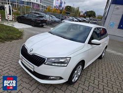 Weiß Gebraucht 2020 Skoda Fabia Ambition Kombi | 12.599 € (Fairer Preis)