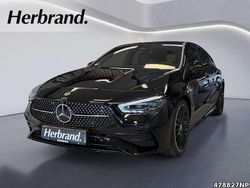 Metalliclack kosmosschwarz Gebraucht 2025 Mercedes CLA200 AMG Kombi | 40.650 € (Teuer)