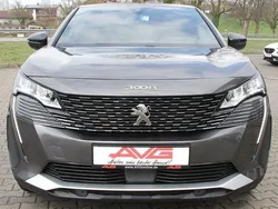 Platiniumgrau (metallic) Gebraucht 2024 Peugeot 3008 Allure SUV | 21.800 € (Guter Preis)