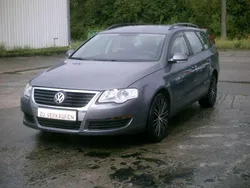 Grau Gebraucht 2006 VW Passat Kombi | 3.999 € (Etwas zu teuer)