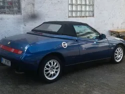 Blau Gebraucht 1998 Alfa Romeo Spider Cabrio | 3.600 € (Fairer Preis)