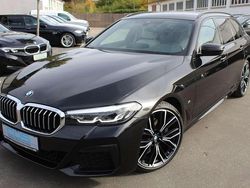 Saphirschwarz Gebraucht 2022 BMW 520 M Sport Kombi | 37.980 € (Fairer Preis)