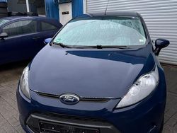 Blau Gebraucht 2011 Ford Fiesta Kleinwagen | 1.500 €