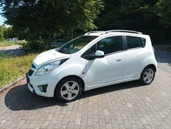 Weiß Gebraucht 2014 Chevrolet Spark LT Kleinwagen | 3.500 € (Fairer Preis)