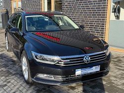 Schwarz Gebraucht 2015 VW Passat Highline Kombi | 16.700 € (Fairer Preis)
