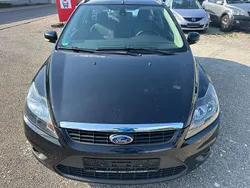 Schwarz Gebraucht 2010 Ford Focus Style Kleinwagen | 3.450 € (Fairer Preis)