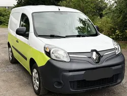 Weiß Gebraucht 2018 Renault Kangoo Van / Kleinbus | 8.500 €